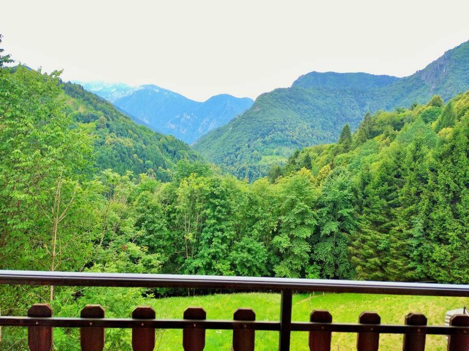 Appartamento Panoramico Casa Gerro Averara エクステリア 写真
